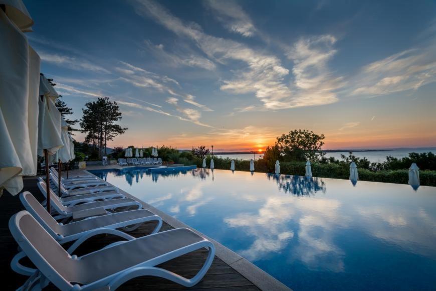Santa Marina Apartaments- Karina 1 Szozopol Kültér fotó