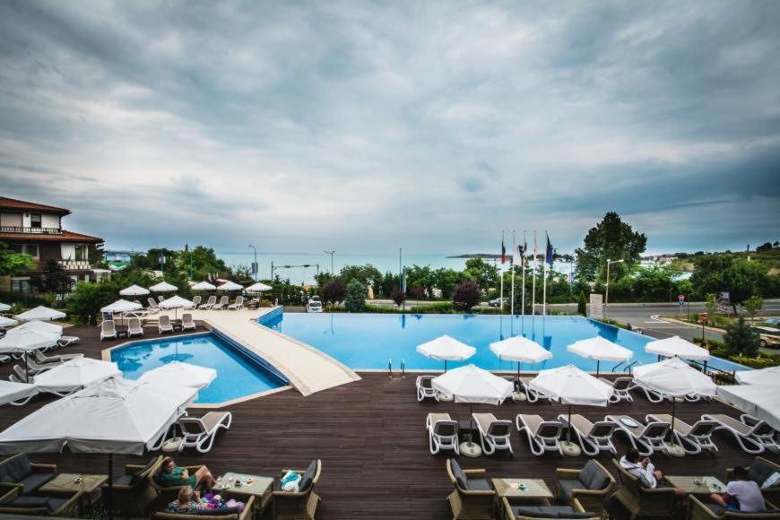 Santa Marina Apartaments- Karina 1 Szozopol Kültér fotó
