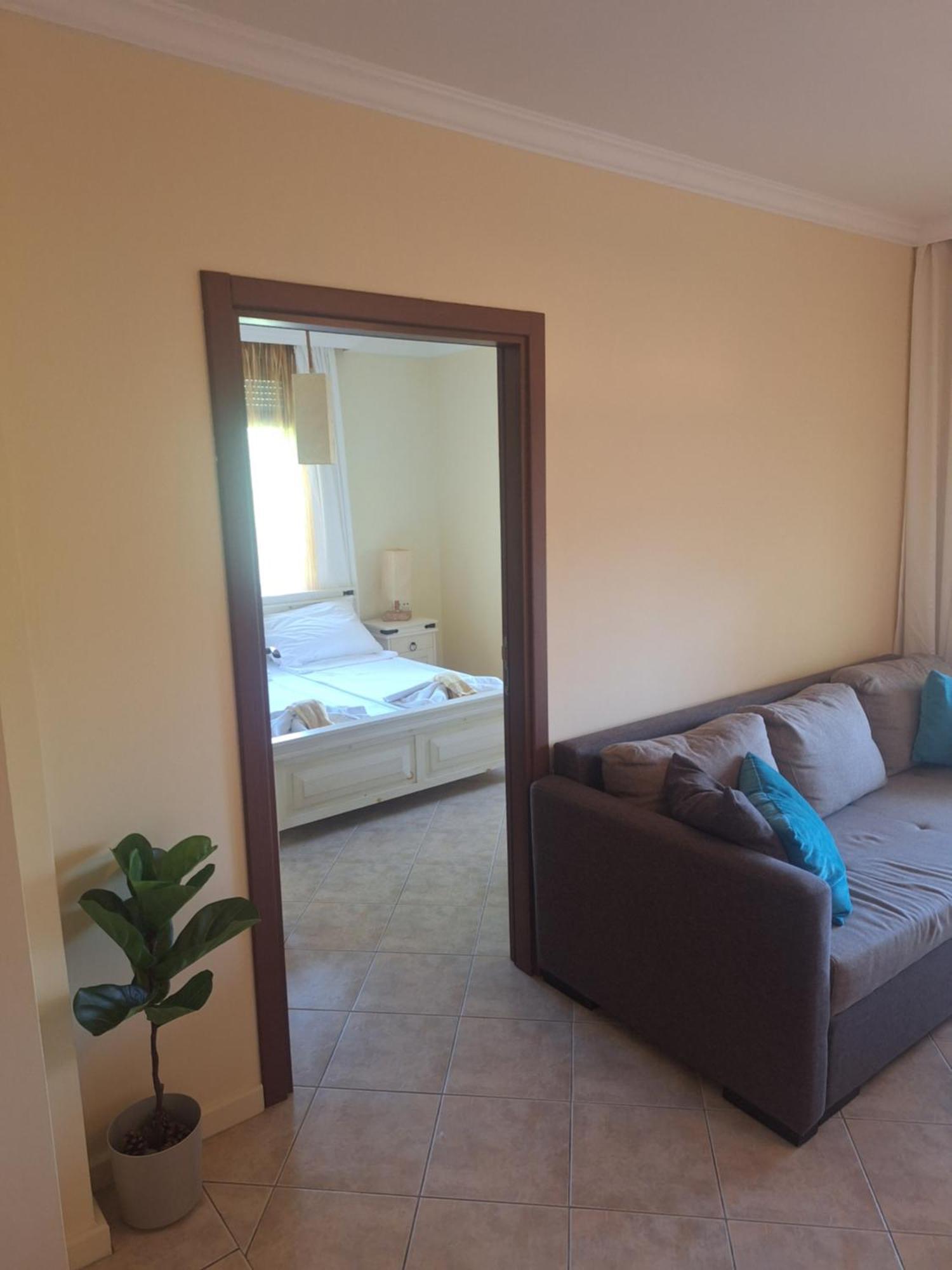 Santa Marina Apartaments- Karina 1 Szozopol Kültér fotó