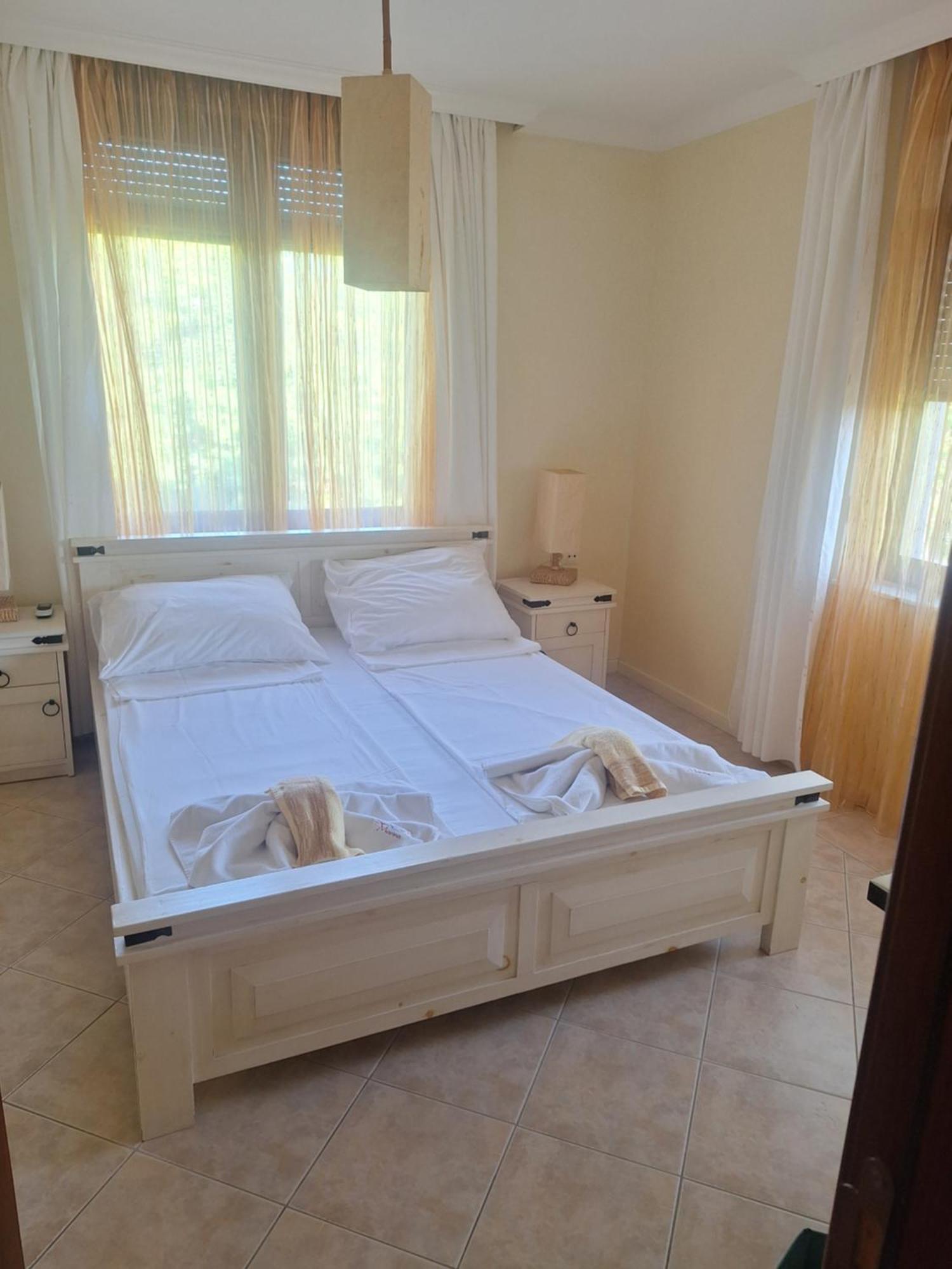Santa Marina Apartaments- Karina 1 Szozopol Kültér fotó